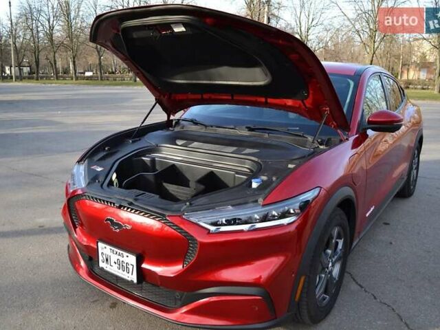Красный Форд Mustang Mach-E, объемом двигателя 0 л и пробегом 62 тыс. км за 27500 $, фото 45 на Automoto.ua