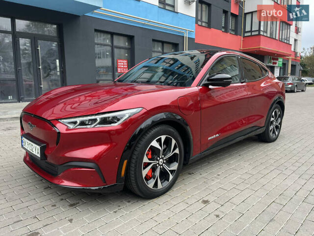 Красный Форд Mustang Mach-E, объемом двигателя 0 л и пробегом 78 тыс. км за 27999 $, фото 13 на Automoto.ua