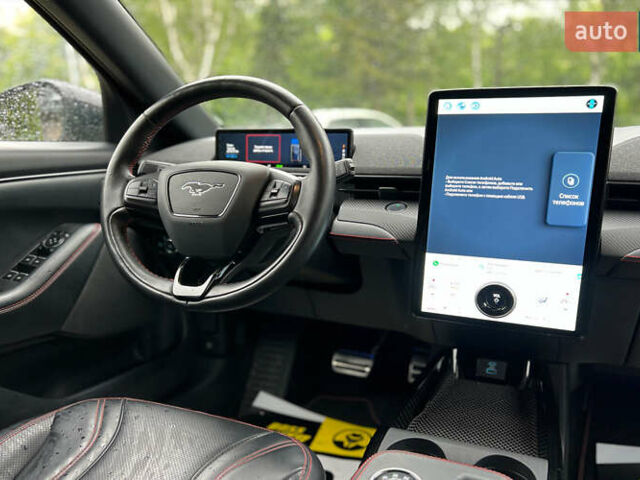 Красный Форд Mustang Mach-E, объемом двигателя 0 л и пробегом 47 тыс. км за 32500 $, фото 15 на Automoto.ua