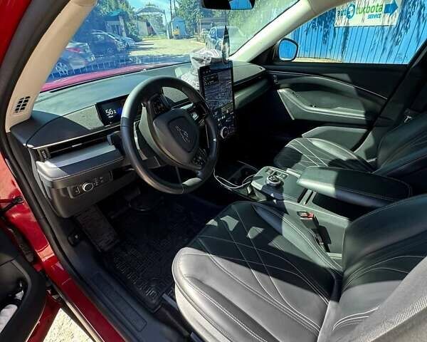 Красный Форд Mustang Mach-E, объемом двигателя 0 л и пробегом 62 тыс. км за 27500 $, фото 22 на Automoto.ua