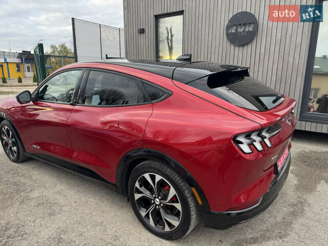 Форд Mustang Mach-E 2021 у Тернополі на Automoto.ua Червоний Форд Mustang Mach-E, об'ємом двигуна 0 л та пробігом 199 тис. км за 25000 $, фото 6 на Automoto.ua