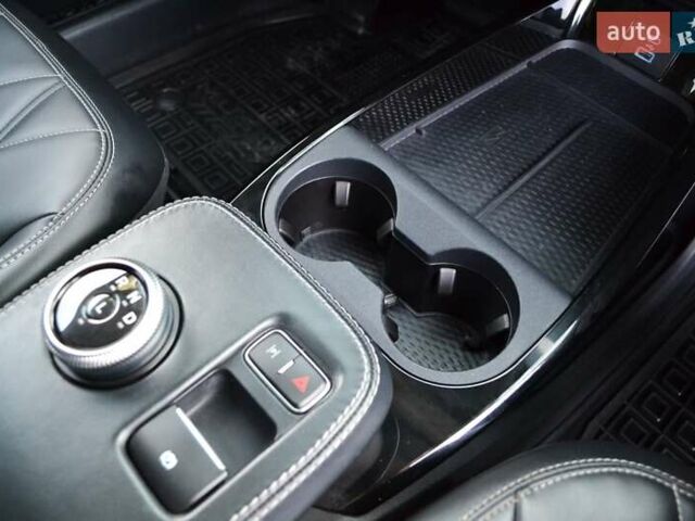 Красный Форд Mustang Mach-E, объемом двигателя 0 л и пробегом 62 тыс. км за 27500 $, фото 48 на Automoto.ua