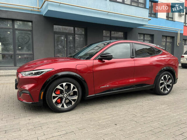 Красный Форд Mustang Mach-E, объемом двигателя 0 л и пробегом 78 тыс. км за 27999 $, фото 1 на Automoto.ua