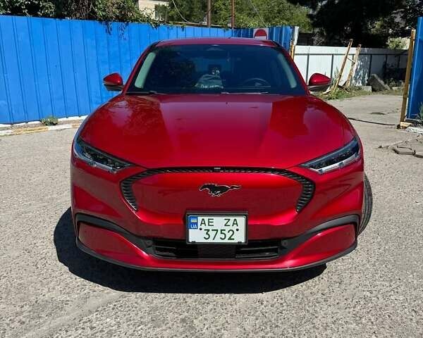 Красный Форд Mustang Mach-E, объемом двигателя 0 л и пробегом 62 тыс. км за 27500 $, фото 9 на Automoto.ua