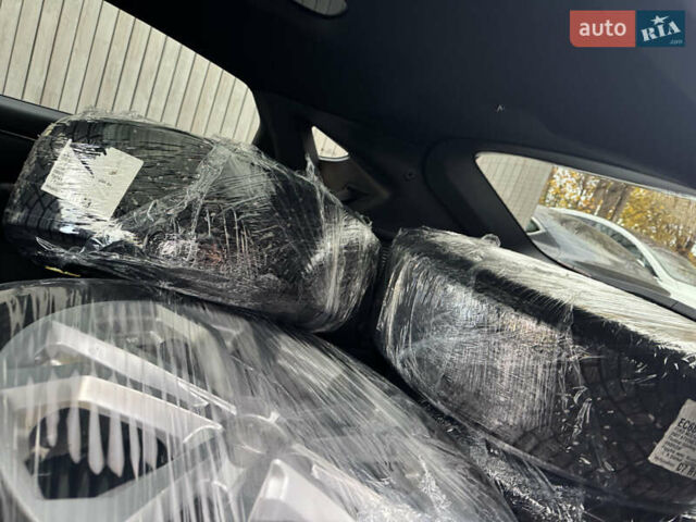 Форд Mustang Mach-E 2021 у Тернополі на Automoto.ua Червоний Форд Mustang Mach-E, об'ємом двигуна 0 л та пробігом 199 тис. км за 25000 $, фото 20 на Automoto.ua