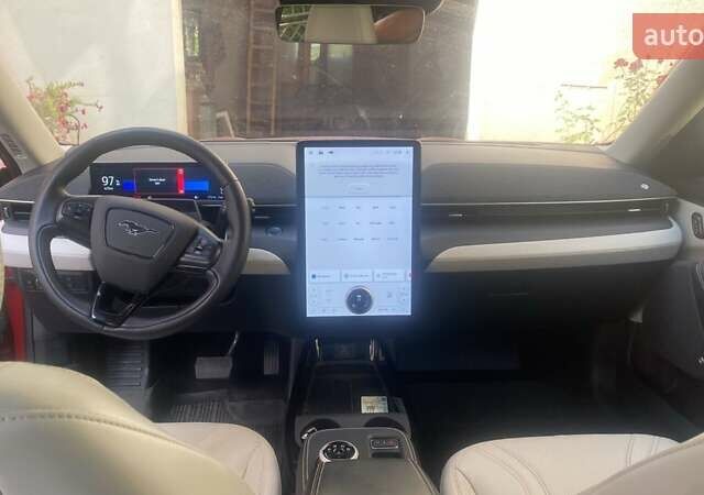 Красный Форд Mustang Mach-E, объемом двигателя 0 л и пробегом 77 тыс. км за 29950 $, фото 1 на Automoto.ua
