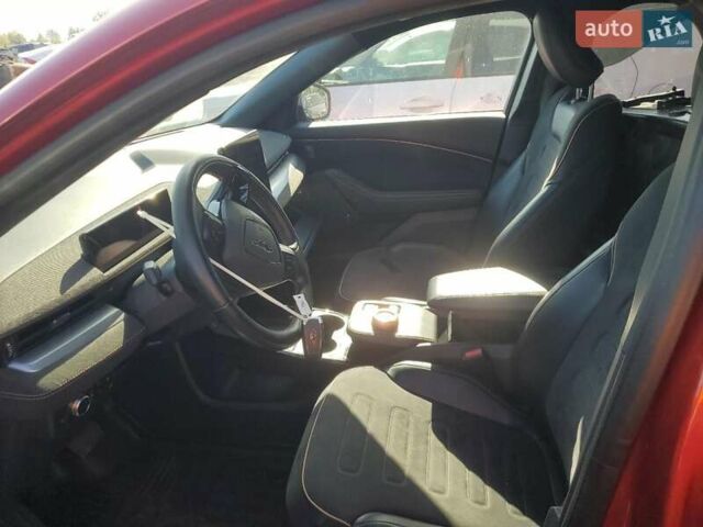 Форд Mustang Mach-E 2021 у Києві на Automoto.ua Червоний Форд Mustang Mach-E, об'ємом двигуна 0 л та пробігом 70 тис. км за 12000 $, фото 6 на Automoto.ua