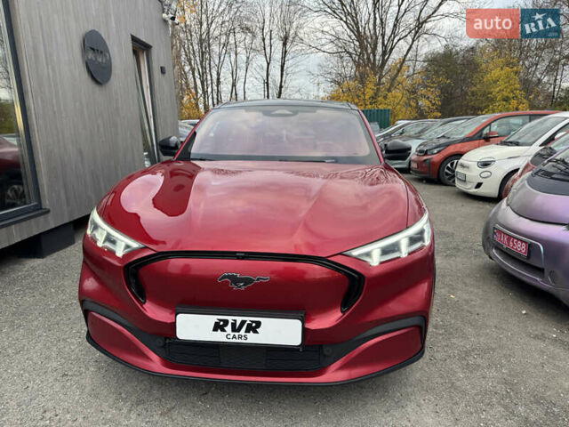 Форд Mustang Mach-E 2021 у Тернополі на Automoto.ua Червоний Форд Mustang Mach-E, об'ємом двигуна 0 л та пробігом 199 тис. км за 25000 $, фото 1 на Automoto.ua