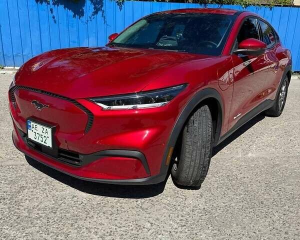 Красный Форд Mustang Mach-E, объемом двигателя 0 л и пробегом 62 тыс. км за 27500 $, фото 7 на Automoto.ua