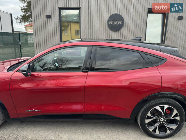 Форд Mustang Mach-E 2021 у Тернополі на Automoto.ua Червоний Форд Mustang Mach-E, об'ємом двигуна 0 л та пробігом 199 тис. км за 25000 $, фото 3 на Automoto.ua