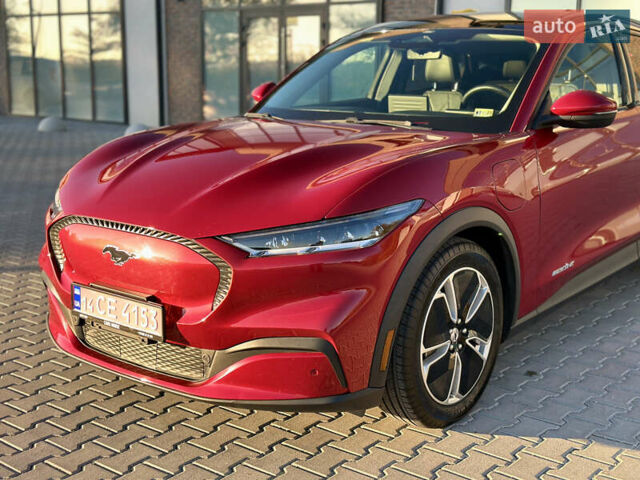 Красный Форд Mustang Mach-E, объемом двигателя 0 л и пробегом 98 тыс. км за 19950 $, фото 29 на Automoto.ua