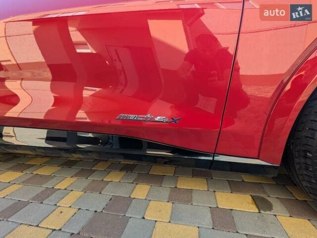 Красный Форд Mustang Mach-E, объемом двигателя 0 л и пробегом 25 тыс. км за 39900 $, фото 33 на Automoto.ua