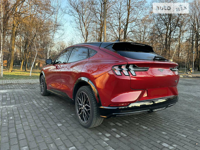 Червоний Форд Mustang Mach-E, об'ємом двигуна 0 л та пробігом 4 тис. км за 54000 $, фото 5 на Automoto.ua