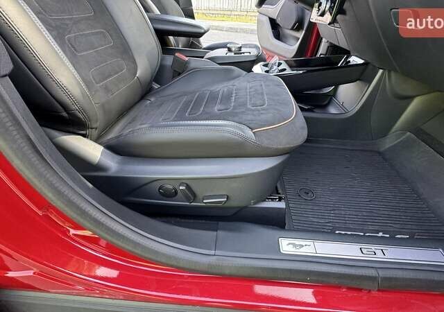 Красный Форд Mustang Mach-E, объемом двигателя 0 л и пробегом 43 тыс. км за 29999 $, фото 39 на Automoto.ua
