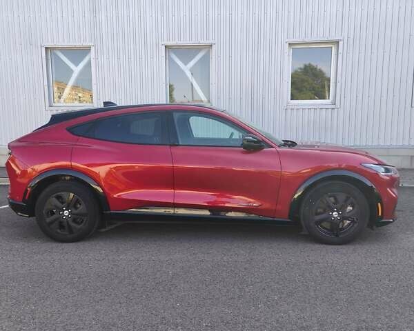 Красный Форд Mustang Mach-E, объемом двигателя 0 л и пробегом 59 тыс. км за 27000 $, фото 11 на Automoto.ua