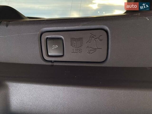 Червоний Форд Mustang Mach-E, об'ємом двигуна 0 л та пробігом 38 тис. км за 24000 $, фото 30 на Automoto.ua