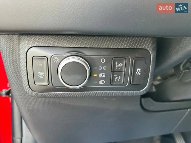 Красный Форд Mustang Mach-E, объемом двигателя 0 л и пробегом 69 тыс. км за 19990 $, фото 15 на Automoto.ua