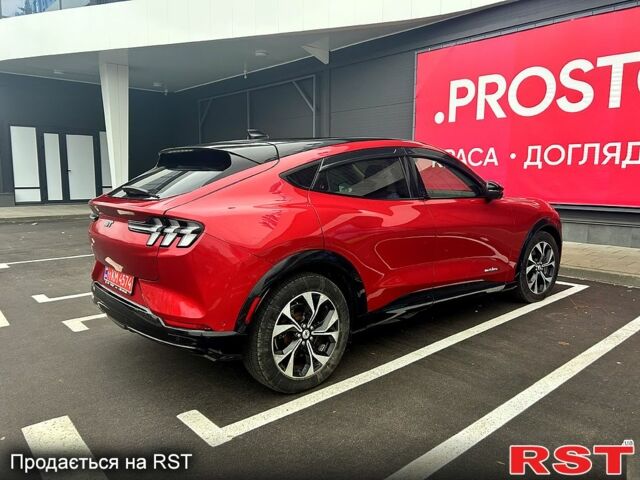 Червоний Форд Mustang Mach-E, об'ємом двигуна 0.35 л та пробігом 80 тис. км за 26500 $, фото 2 на Automoto.ua