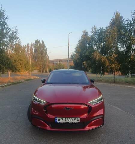 Красный Форд Mustang Mach-E, объемом двигателя 0 л и пробегом 17 тыс. км за 34000 $, фото 6 на Automoto.ua