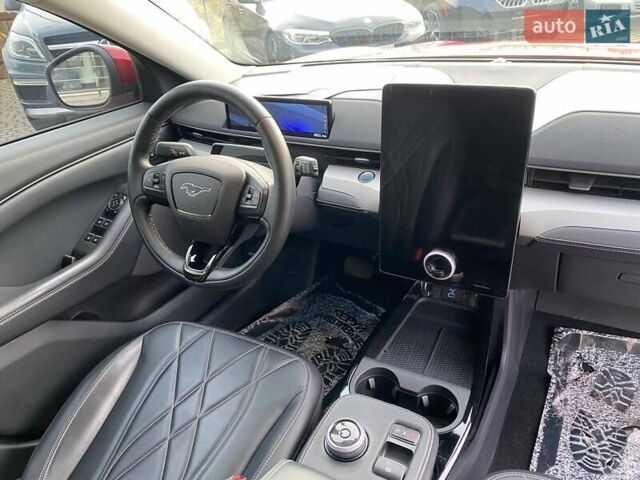 Червоний Форд Mustang Mach-E, об'ємом двигуна 0 л та пробігом 38 тис. км за 24000 $, фото 9 на Automoto.ua