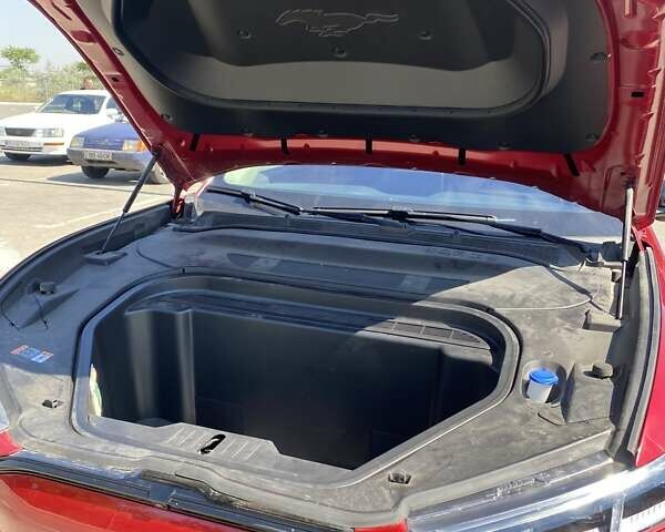 Красный Форд Mustang Mach-E, объемом двигателя 0 л и пробегом 14 тыс. км за 27999 $, фото 17 на Automoto.ua