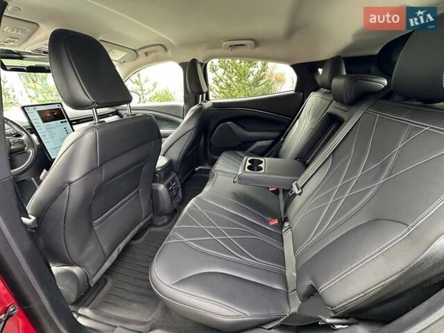 Красный Форд Mustang Mach-E, объемом двигателя 0 л и пробегом 69 тыс. км за 19990 $, фото 14 на Automoto.ua