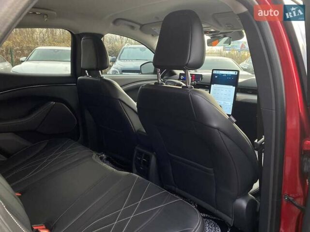 Червоний Форд Mustang Mach-E, об'ємом двигуна 0 л та пробігом 38 тис. км за 24000 $, фото 25 на Automoto.ua