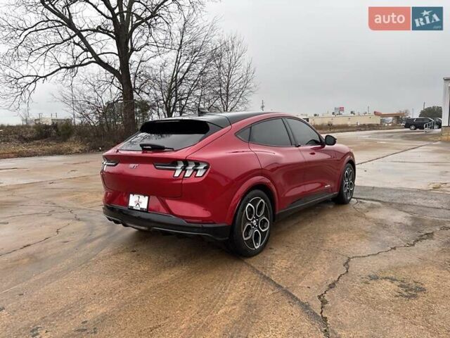 Красный Форд Mustang Mach-E, объемом двигателя 0 л и пробегом 21 тыс. км за 16500 $, фото 5 на Automoto.ua