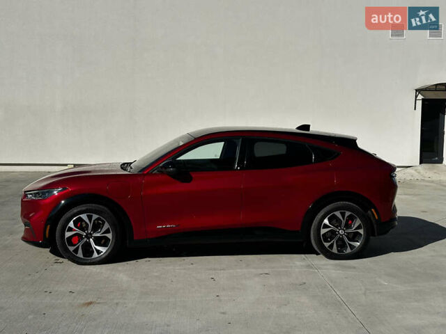 Червоний Форд Mustang Mach-E, об'ємом двигуна 0 л та пробігом 45 тис. км за 25000 $, фото 5 на Automoto.ua