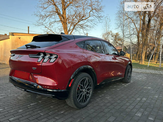 Червоний Форд Mustang Mach-E, об'ємом двигуна 0 л та пробігом 4 тис. км за 54000 $, фото 3 на Automoto.ua