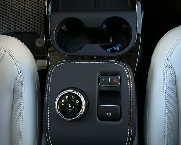 Красный Форд Mustang Mach-E, объемом двигателя 0 л и пробегом 9 тыс. км за 35800 $, фото 18 на Automoto.ua