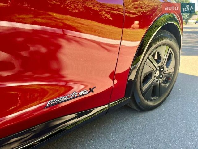 Красный Форд Mustang Mach-E, объемом двигателя 0 л и пробегом 26 тыс. км за 27400 $, фото 21 на Automoto.ua