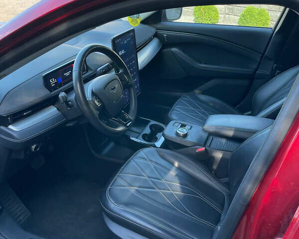 Червоний Форд Mustang Mach-E, об'ємом двигуна 0 л та пробігом 106 тис. км за 21300 $, фото 7 на Automoto.ua