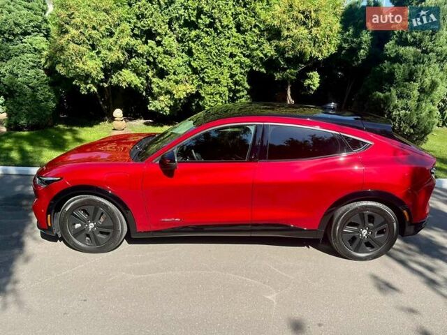 Красный Форд Mustang Mach-E, объемом двигателя 0 л и пробегом 26 тыс. км за 27400 $, фото 6 на Automoto.ua