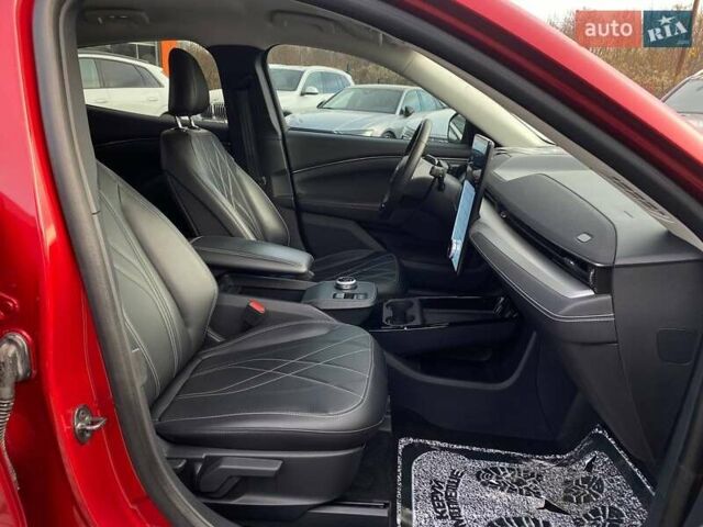 Червоний Форд Mustang Mach-E, об'ємом двигуна 0 л та пробігом 38 тис. км за 24000 $, фото 26 на Automoto.ua