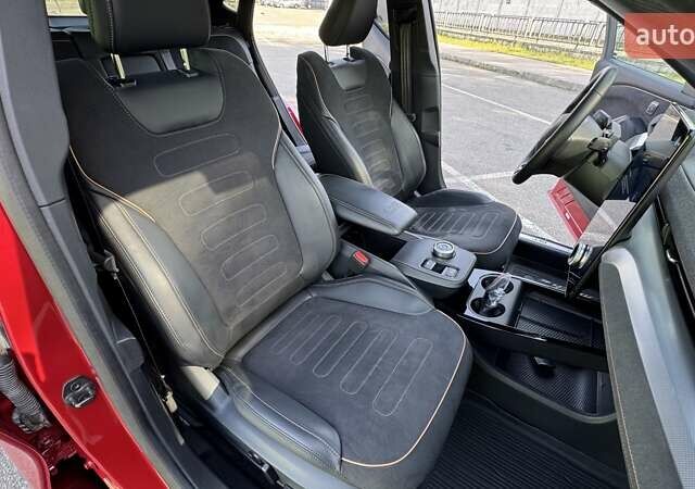 Красный Форд Mustang Mach-E, объемом двигателя 0 л и пробегом 43 тыс. км за 29999 $, фото 40 на Automoto.ua