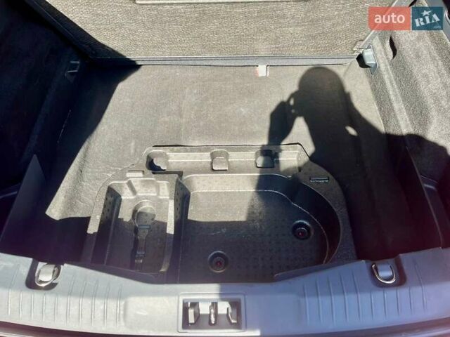 Красный Форд Mustang Mach-E, объемом двигателя 0 л и пробегом 26 тыс. км за 27400 $, фото 8 на Automoto.ua
