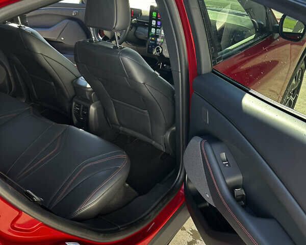 Червоний Форд Mustang Mach-E, об'ємом двигуна 0 л та пробігом 45 тис. км за 25000 $, фото 15 на Automoto.ua