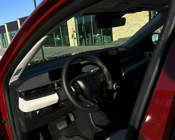 Красный Форд Mustang Mach-E, объемом двигателя 0 л и пробегом 9 тыс. км за 35800 $, фото 38 на Automoto.ua