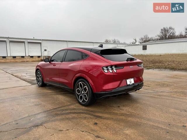 Красный Форд Mustang Mach-E, объемом двигателя 0 л и пробегом 21 тыс. км за 16500 $, фото 3 на Automoto.ua