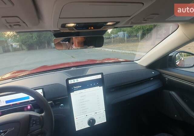 Красный Форд Mustang Mach-E, объемом двигателя 0 л и пробегом 17 тыс. км за 34000 $, фото 11 на Automoto.ua