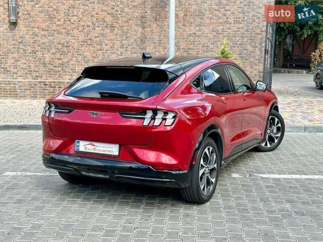 Красный Форд Mustang Mach-E, объемом двигателя 0 л и пробегом 14 тыс. км за 30999 $, фото 10 на Automoto.ua
