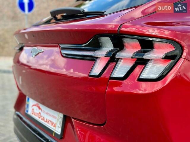 Красный Форд Mustang Mach-E, объемом двигателя 0 л и пробегом 14 тыс. км за 30999 $, фото 14 на Automoto.ua