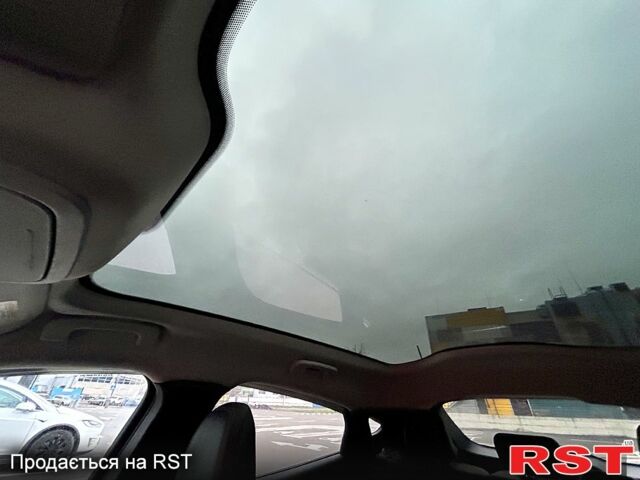 Червоний Форд Mustang Mach-E, об'ємом двигуна 0.35 л та пробігом 80 тис. км за 26500 $, фото 11 на Automoto.ua