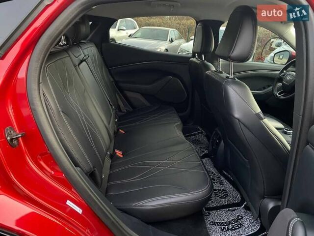 Червоний Форд Mustang Mach-E, об'ємом двигуна 0 л та пробігом 38 тис. км за 24000 $, фото 24 на Automoto.ua