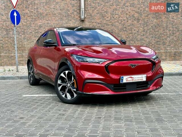 Красный Форд Mustang Mach-E, объемом двигателя 0 л и пробегом 14 тыс. км за 30999 $, фото 5 на Automoto.ua