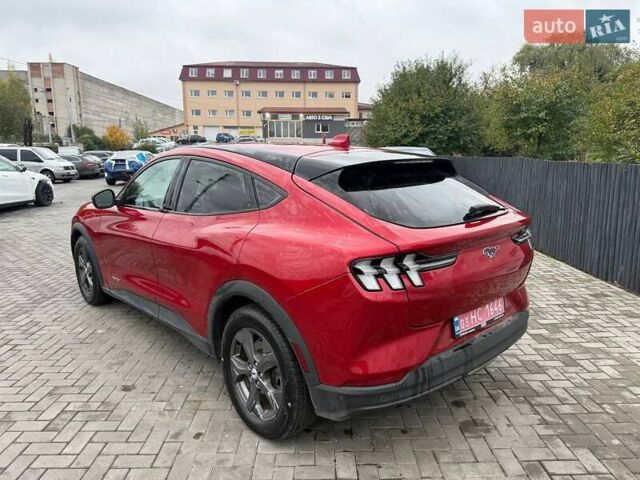 Красный Форд Mustang Mach-E, объемом двигателя 0 л и пробегом 107 тыс. км за 19500 $, фото 3 на Automoto.ua