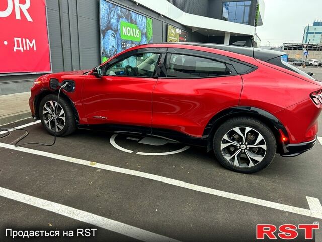 Червоний Форд Mustang Mach-E, об'ємом двигуна 0.35 л та пробігом 80 тис. км за 26500 $, фото 4 на Automoto.ua