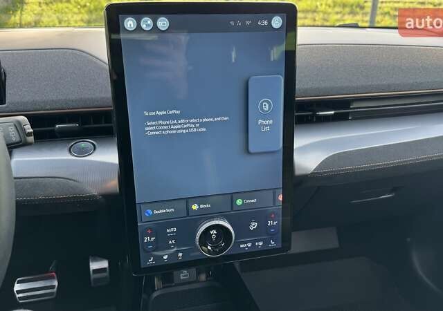 Красный Форд Mustang Mach-E, объемом двигателя 0 л и пробегом 43 тыс. км за 29999 $, фото 50 на Automoto.ua