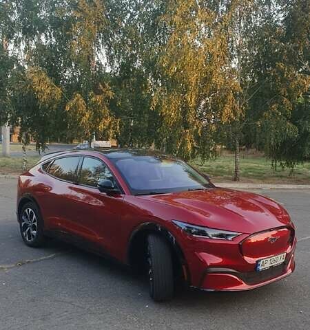 Красный Форд Mustang Mach-E, объемом двигателя 0 л и пробегом 17 тыс. км за 34000 $, фото 4 на Automoto.ua